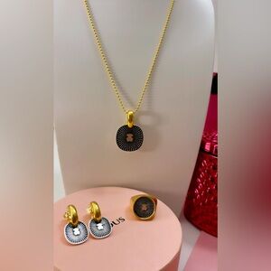 Tous Orsin Set 
Ring size 7